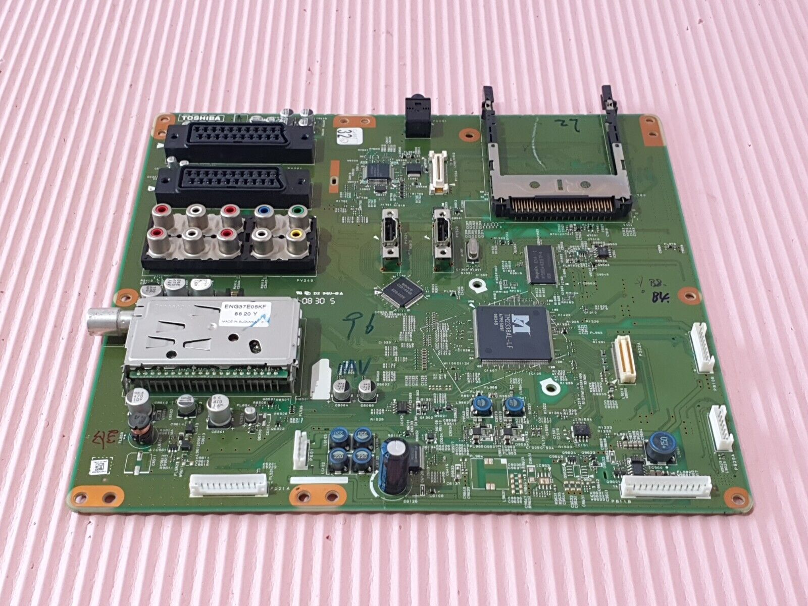 MAIN BOARD MB FOR 32AV554D 32AV555D TV PE0630 A V28A000822A1 SCREEN:LK315T3LA31 - Image 2