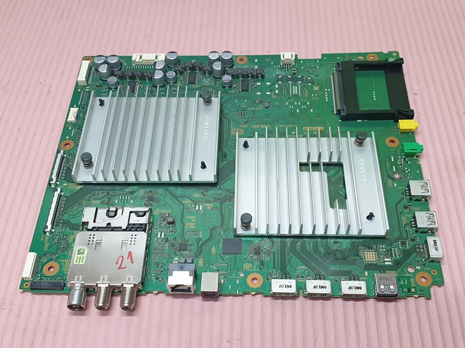 MAIN AV BOARD MB SONY KD-55AG9 LED TV 1-984-326-21 YA03102AA SCREEN:LE550AQP