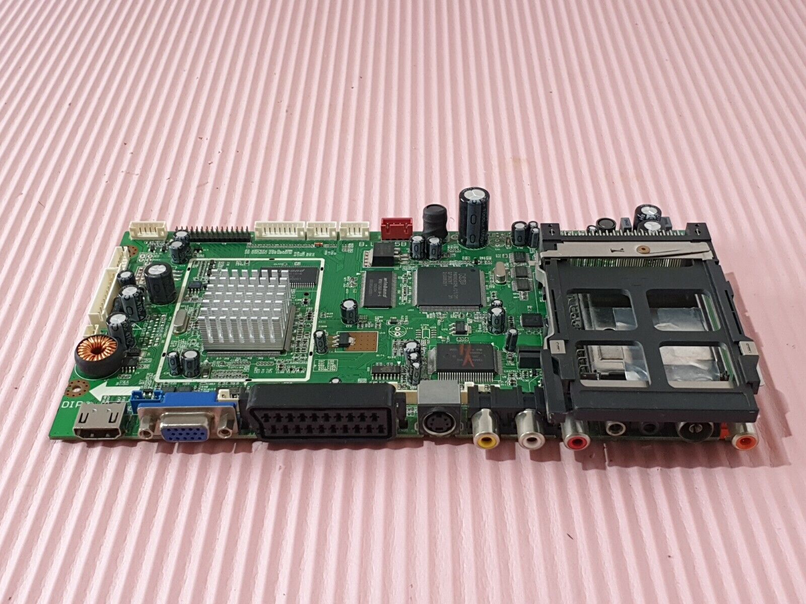 MAIN BOARD MB MARKS AND SPENCER MS2269F 22" TV B.LT715B 9251 SCREEN:CLAA216WA01 - Image 2