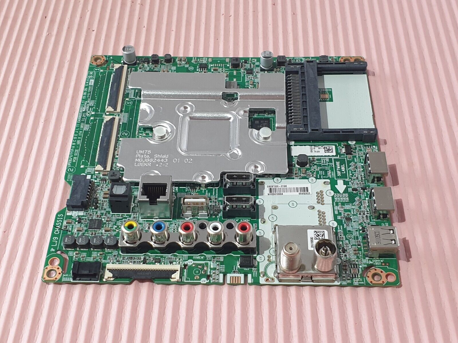 MAIN BOARD MB FR LG 65UM7610PLB TV EAX68253605 (1.1) EBT65932803 SCREEN:HC650DQG