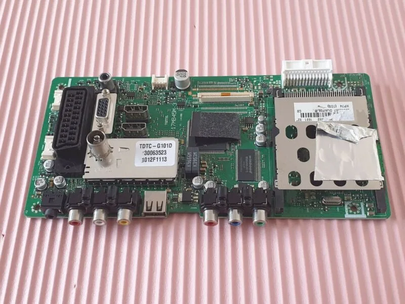 MAIN BOARD MB FOR HITACHI 42HXT12U 42" LED TV 17MB95 23163165 SCREEN:LC420DUJ