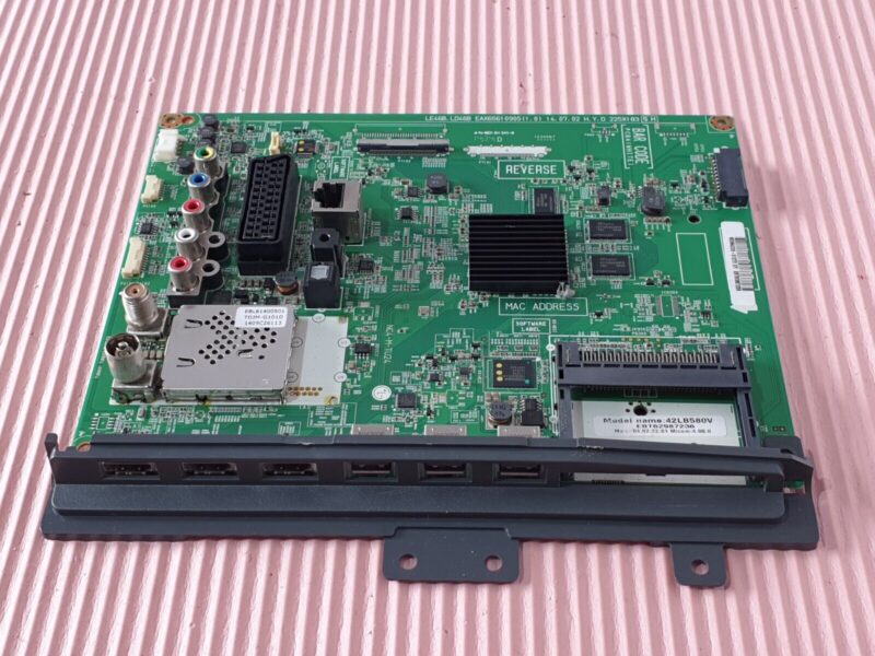 MAIN BOARD MB FOR LG 42LB585V TV EAX65610905 (1.0) EBT62987236 SCREEN:T420HVN06 - Image 3