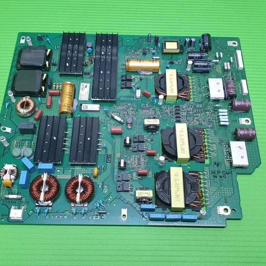 PIECES DETACHEES: Carte d'alimentation Tv Lg 65UJ670V