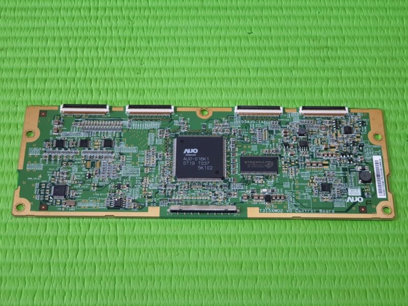 TCON LVDS FR TX-32LXD60 LE32R74BD KDL-32U2000 TV 05A30-1A T315XW02 V0 5531T03095