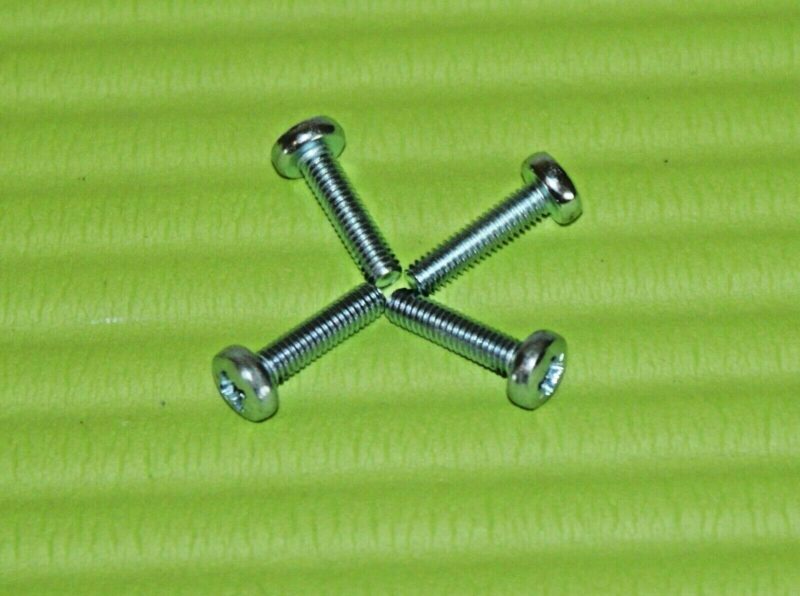4 FIXING SCREWS TO ATTACH STAND WITH TV FOR 32PHT4131/05 32PHH4101 32PHT4131 TV