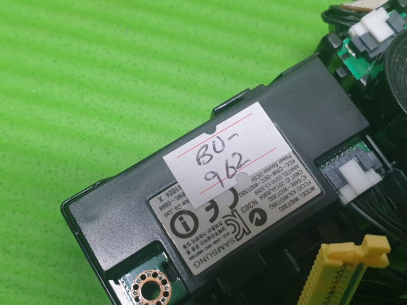 POWER SWITCH CONTROL BUTTON IR SENSOR WIFI BLUETOOTH SAMSUNG UE40H6400AK LED TV - Image 4