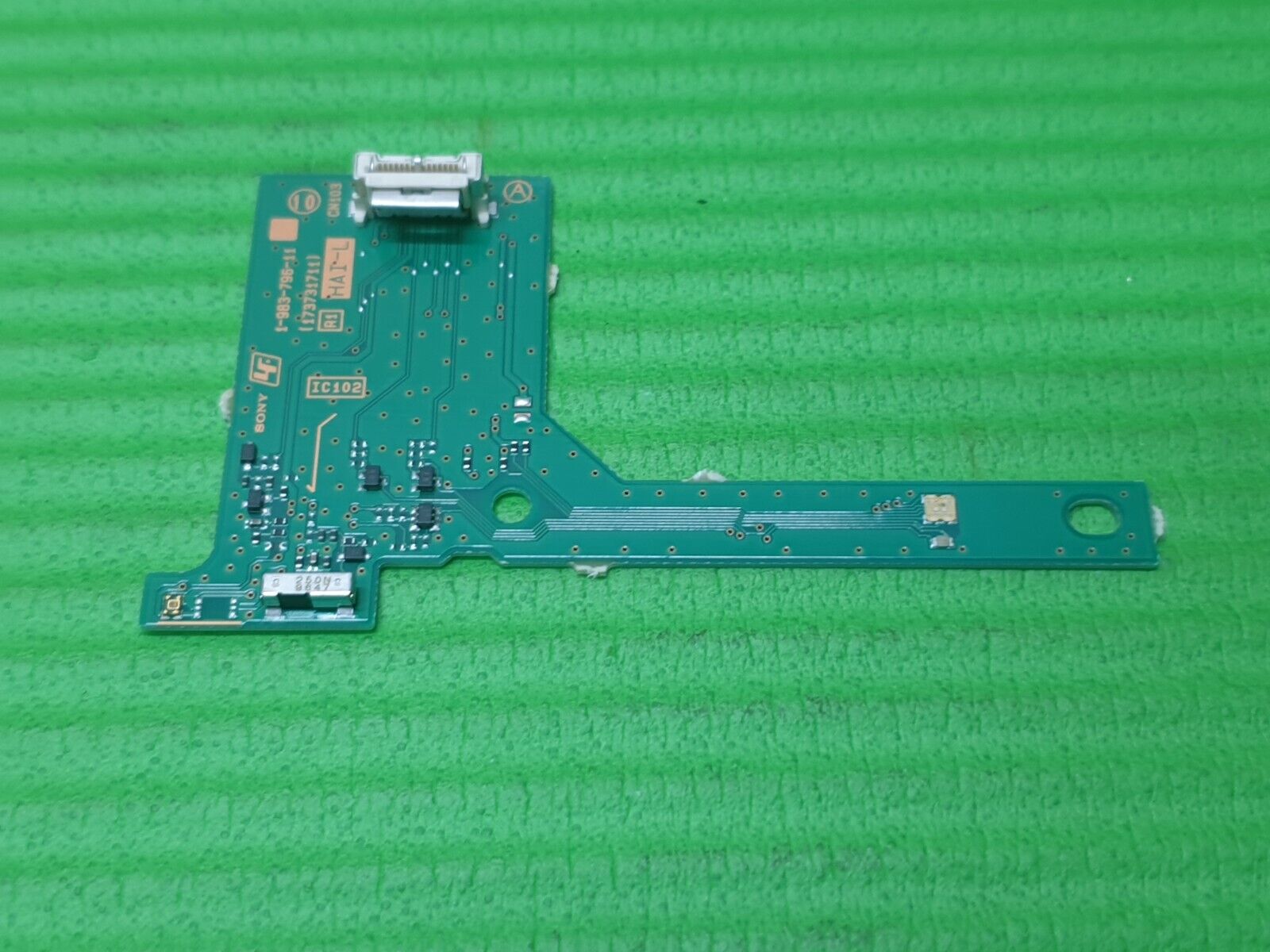 IR REMOTE CONTROL SENSOR BOARD FOR SONY KD-85XG8596 TV 1-983-796-11 173731711