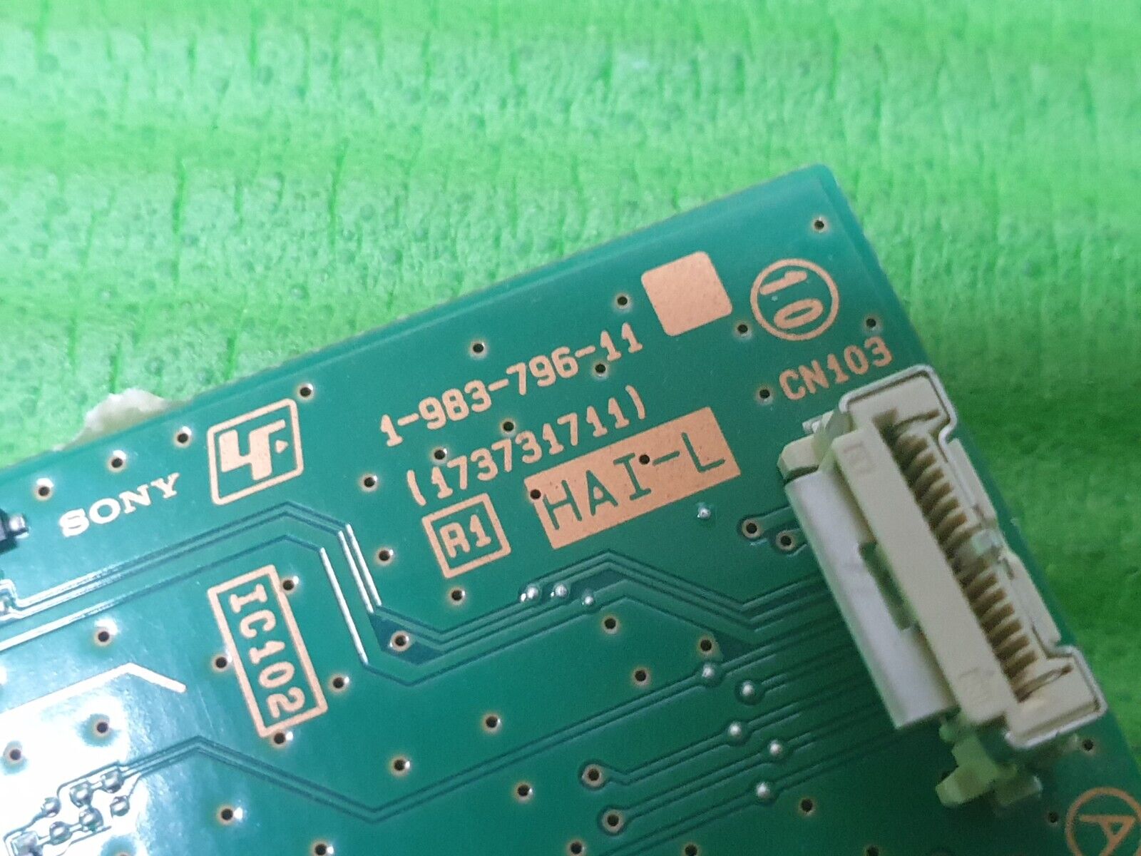 IR REMOTE CONTROL SENSOR BOARD FOR SONY KD-85XG8596 TV 1-983-796-11 173731711 - Image 4