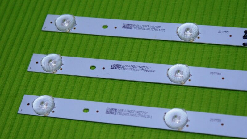 FULL BACKLIGHT STRIP SET FOR BLAUPUNKT 32/133O TV CRH-P32CA3535T030751U-REV1.0 B - Image 5