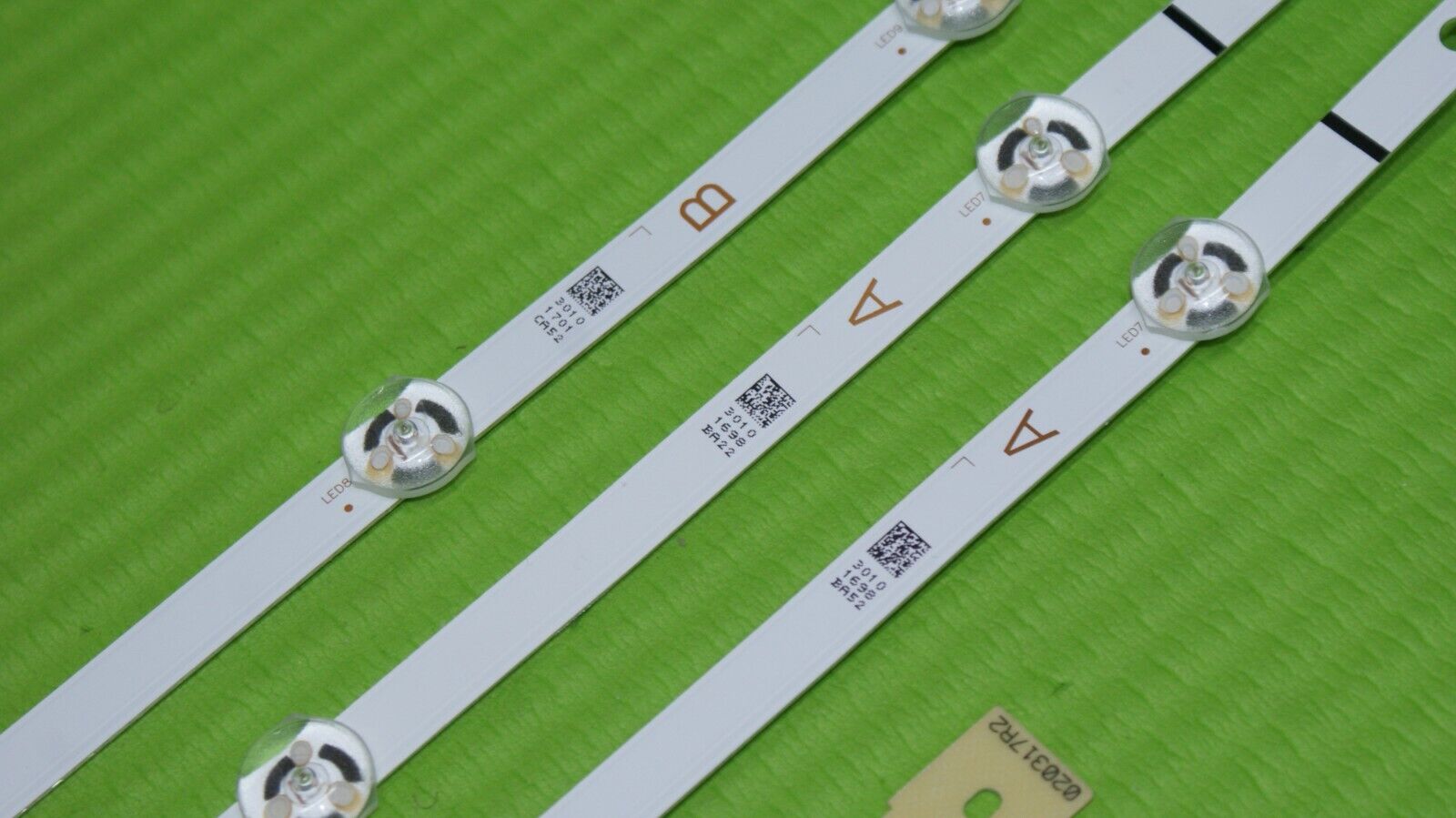 3 x LED BACKLIGHT STRIPS ARRAY FOR TX-43GX550B TV JL.D430A1330-078HS-M_V01 - Image 2