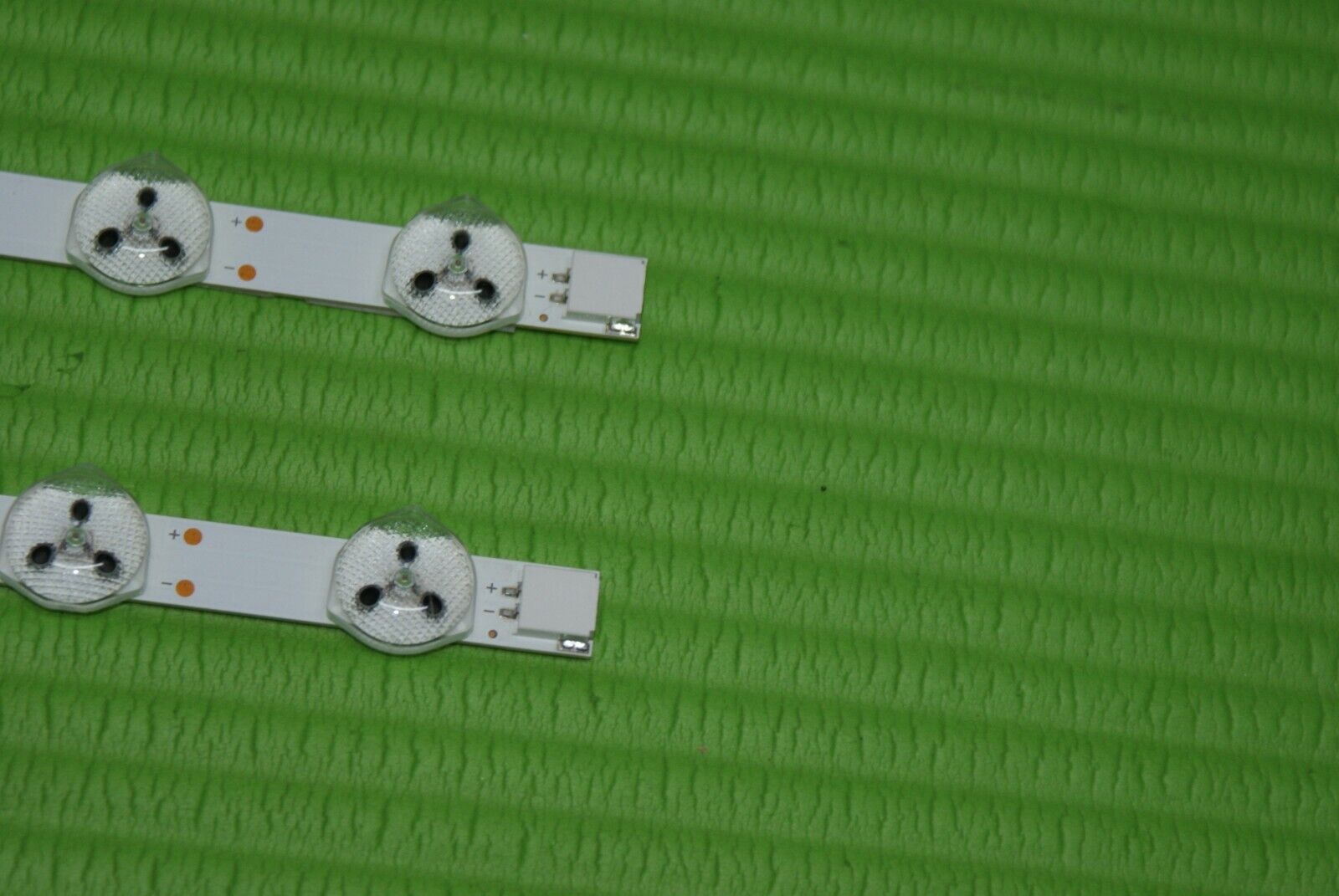 2 x LED BACKLIGHTS SET FOR 32" NDV REV1.1 VES315WNDB-2D-N01 N02 N03 N04 N11 N12 - Image 3