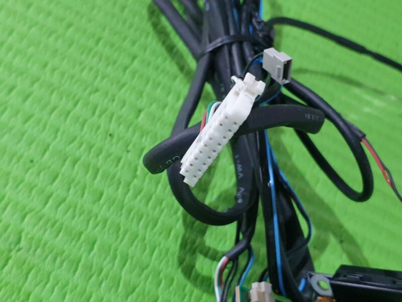 POWER BUTTON IR SENSOR WIFI LOGO LIGHT FR UE55ES8000U TV BN41-01839A BN59-01148C - Image 10