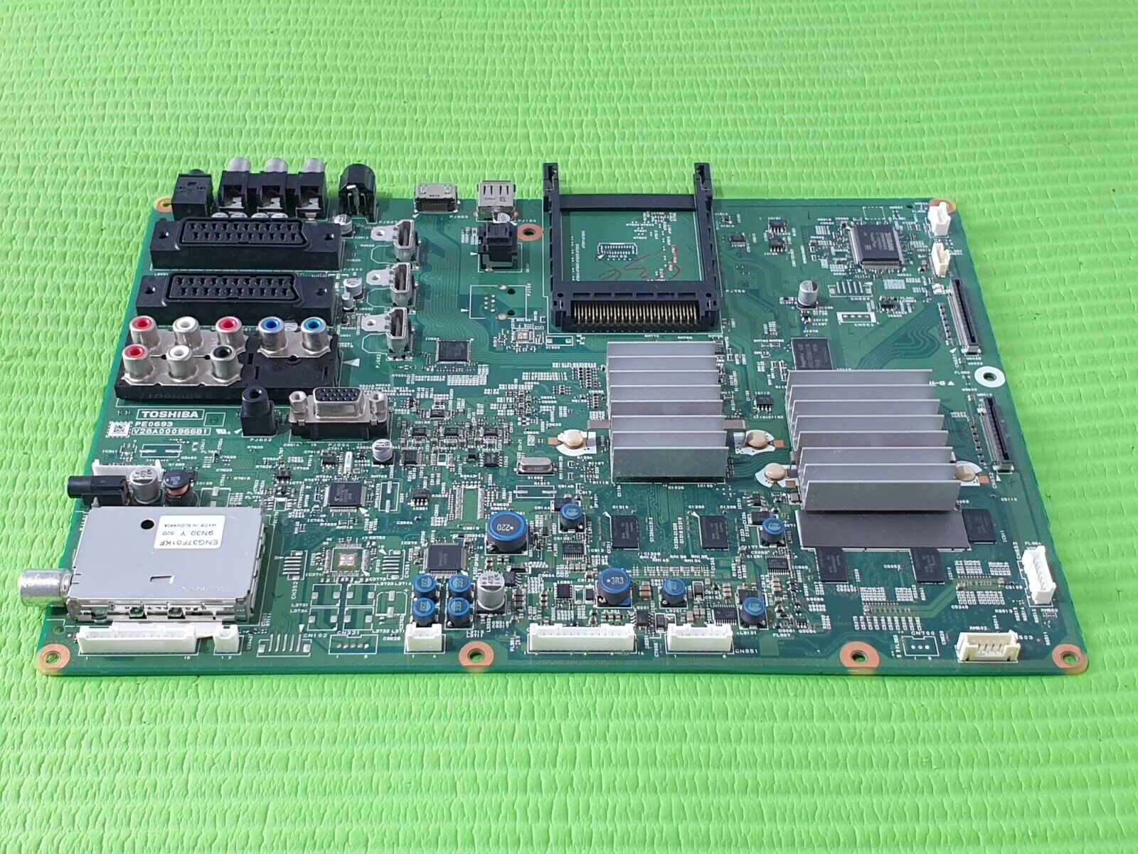 MAIN BOARD MB FOR TOSHIBA 32XV635D 32" TV PE0693 B V28A000966B1 SCREEN:T315HW02