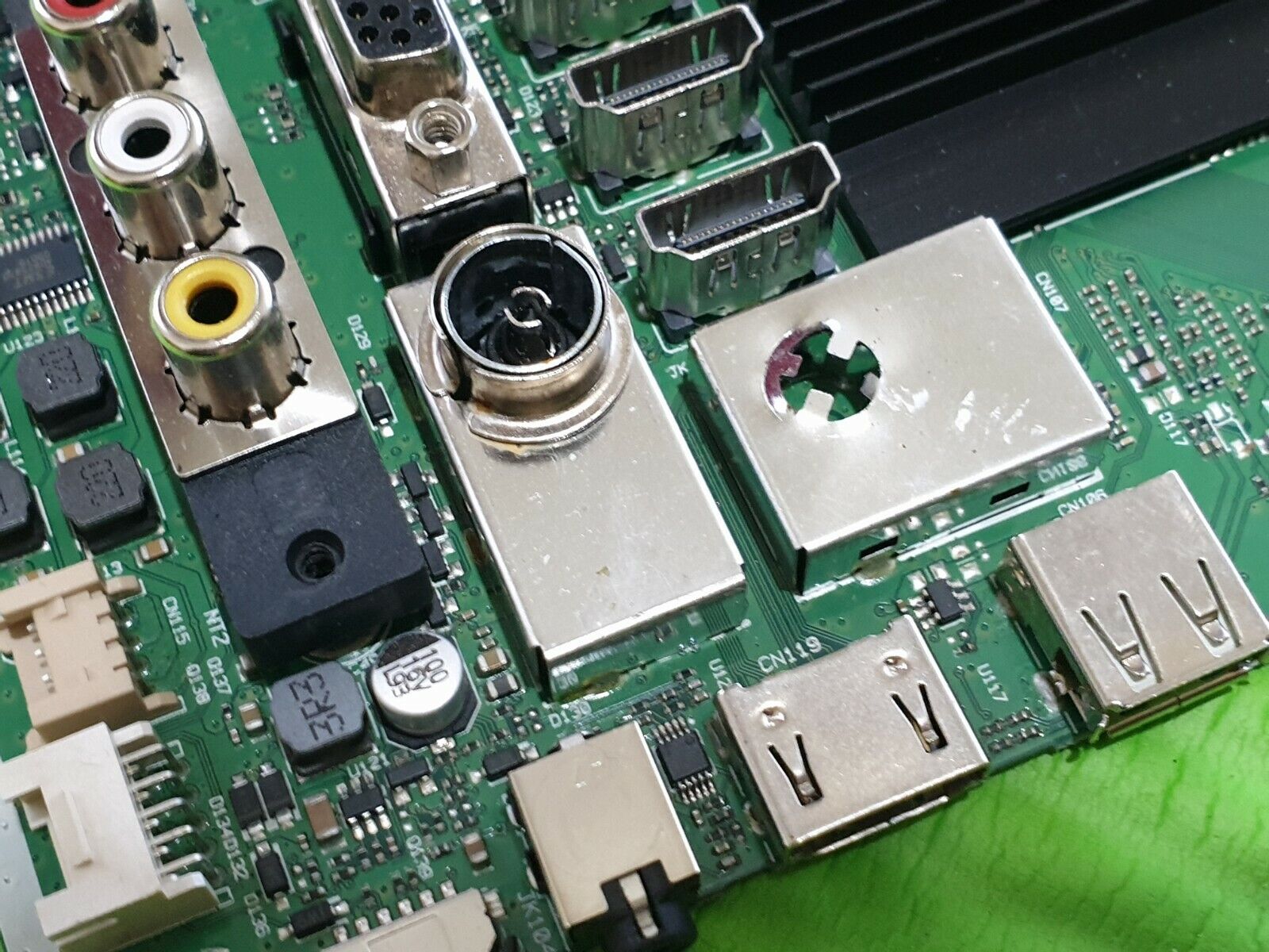 MAIN BOARD MB FOR TOSHIBA 50LV5A63DB 50" TV 17MB130T 23590716 SCREEN:CC495PU1L - Image 4