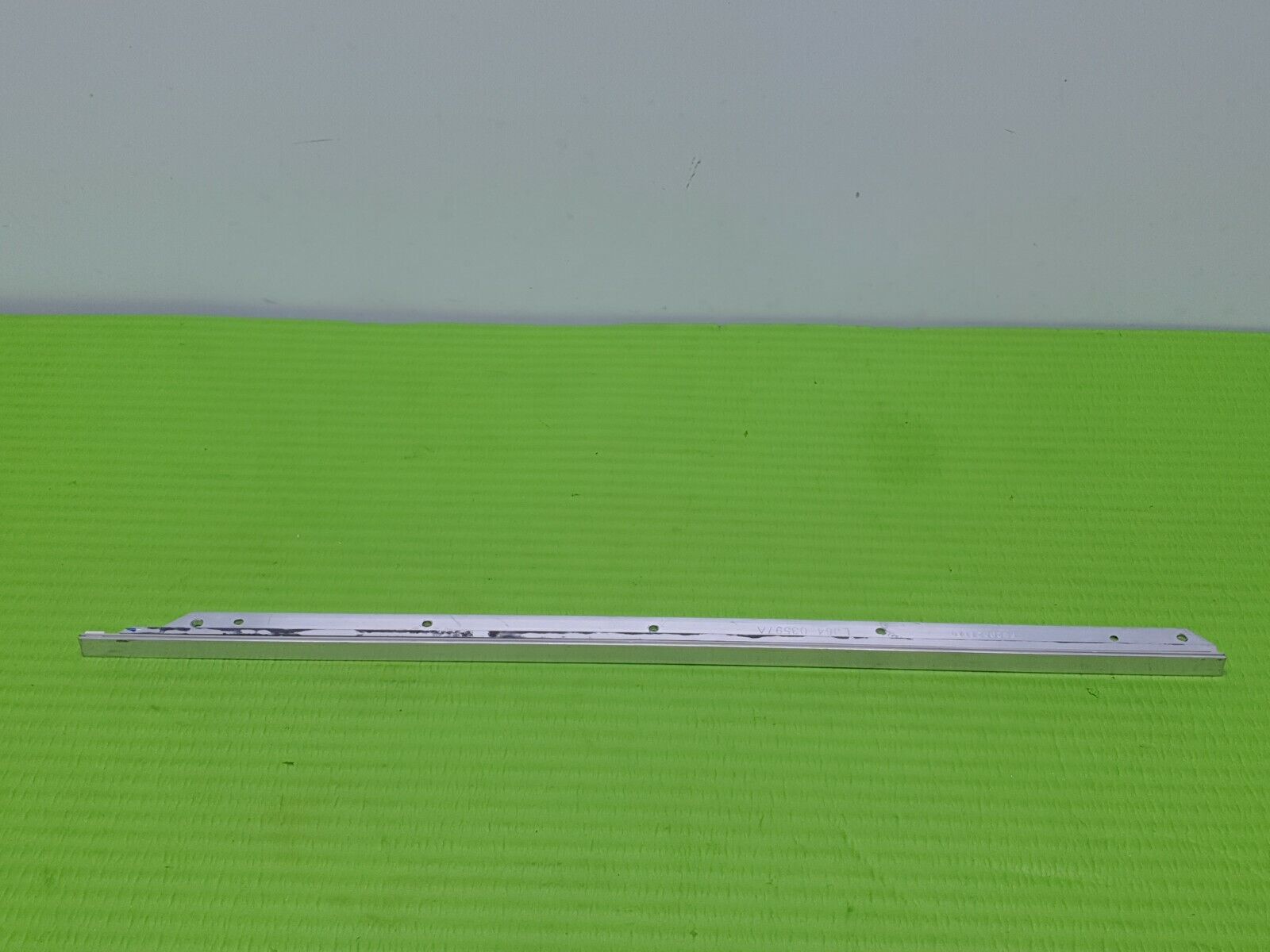 LED BACKLIGHT 32DL934B 32/188G TV SLED 2011SGS32 5630N2 60 REV1.0 LJ64-03597A - Image 2