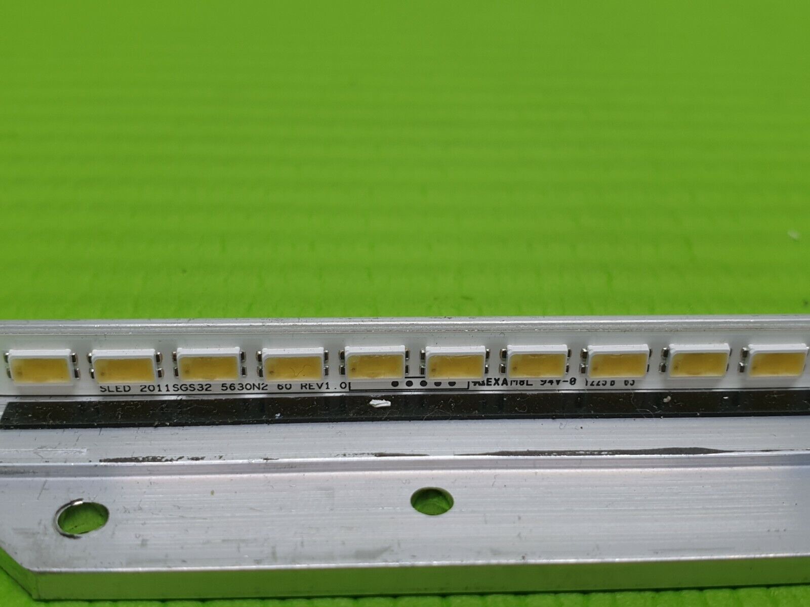 LED BACKLIGHT 32DL934B 32/188G TV SLED 2011SGS32 5630N2 60 REV1.0 LJ64-03597A - Image 5