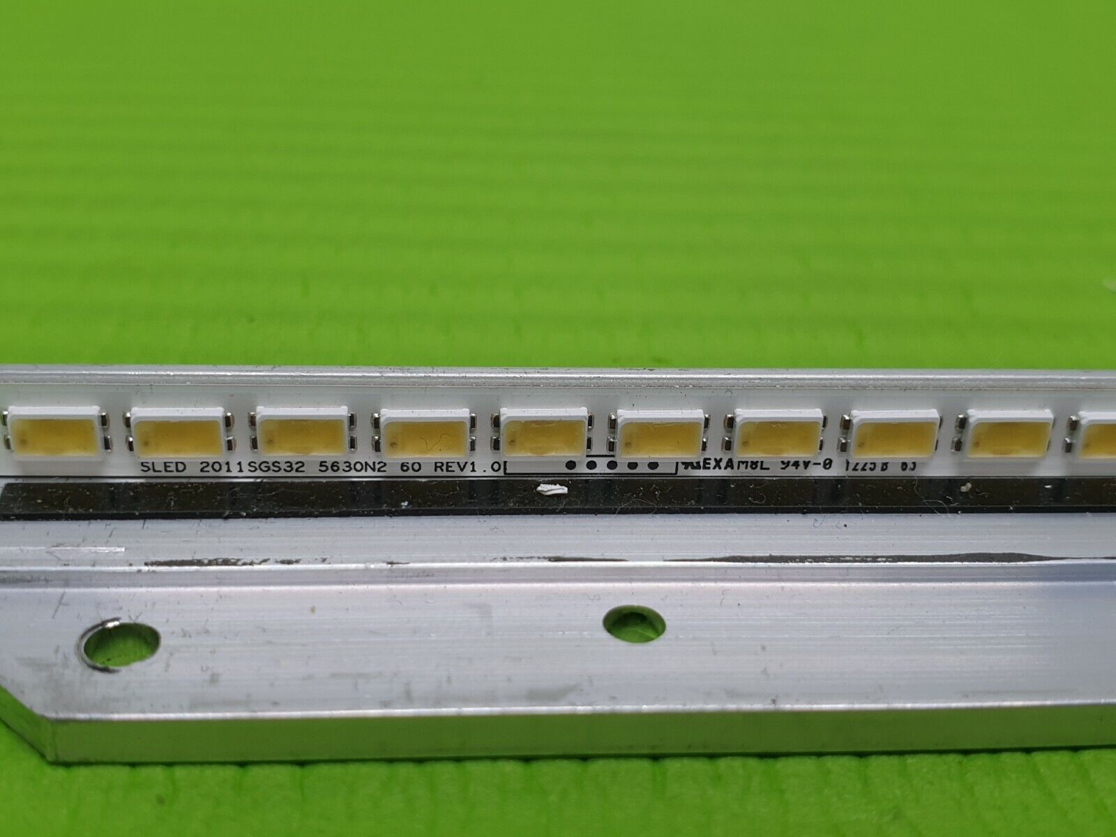 LED BACKLIGHT 32DL934B 32/188G TV SLED 2011SGS32 5630N2 60 REV1.0 LJ64-03597A - Image 6