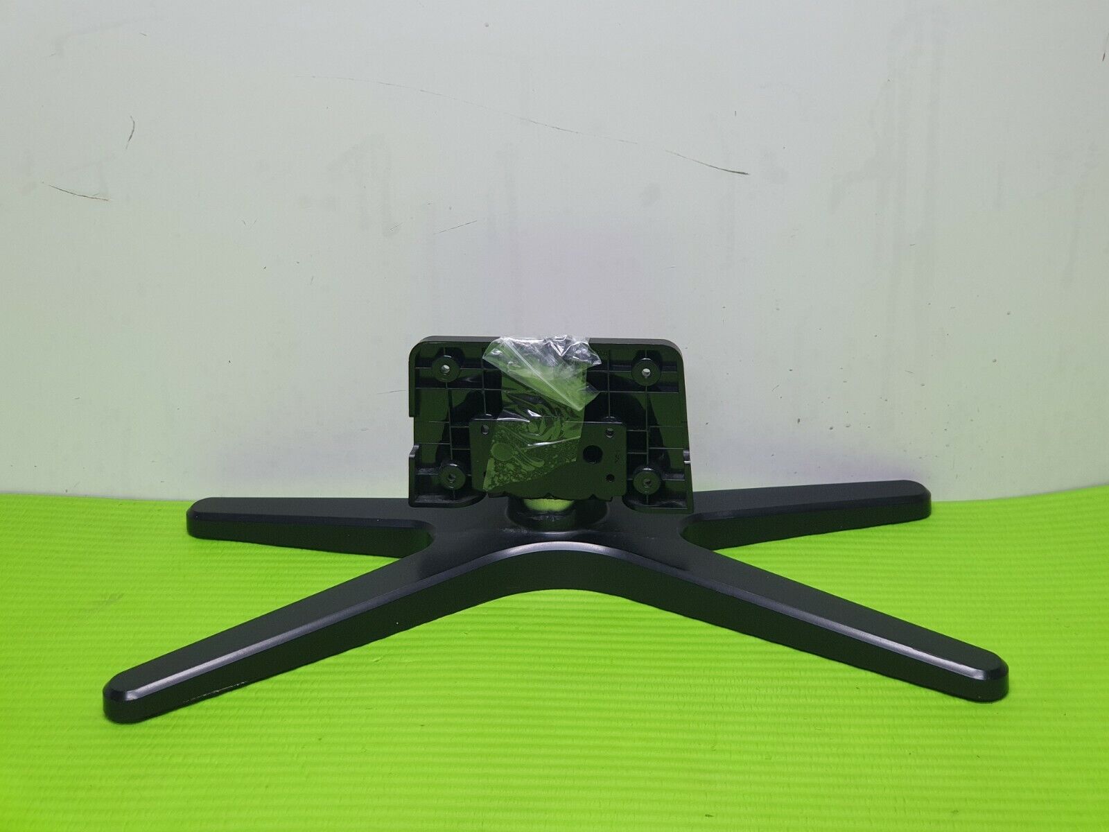 TT BASE STAND 43U6863DB 42HXT42U ELED40287FHDDVD 42HE4631U 50FLHKR242BHCN TV