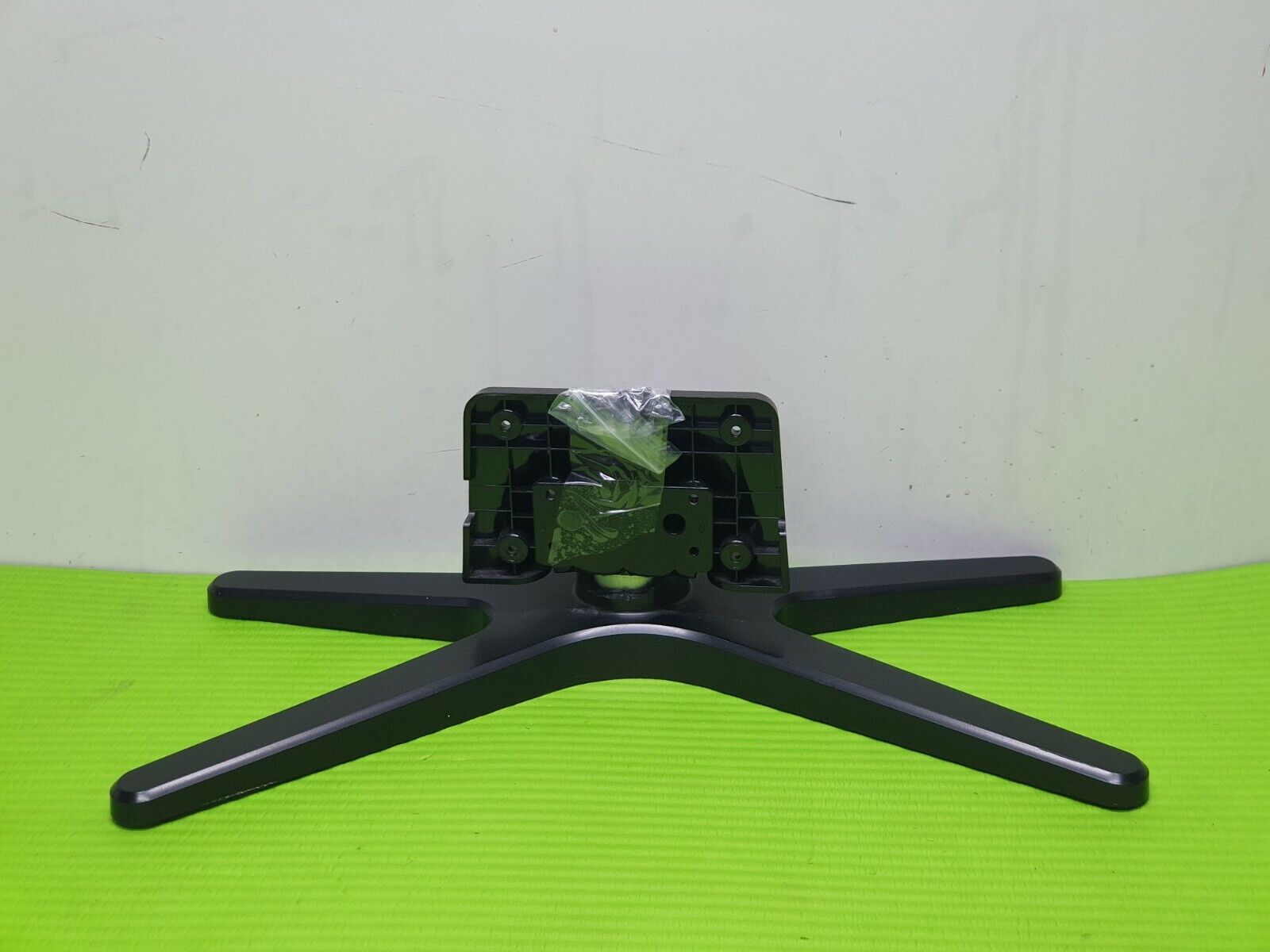 TT BASE STAND 43U6863DB 42HXT42U ELED40287FHDDVD 42HE4631U 50FLHKR242BHCN TV - Image 2