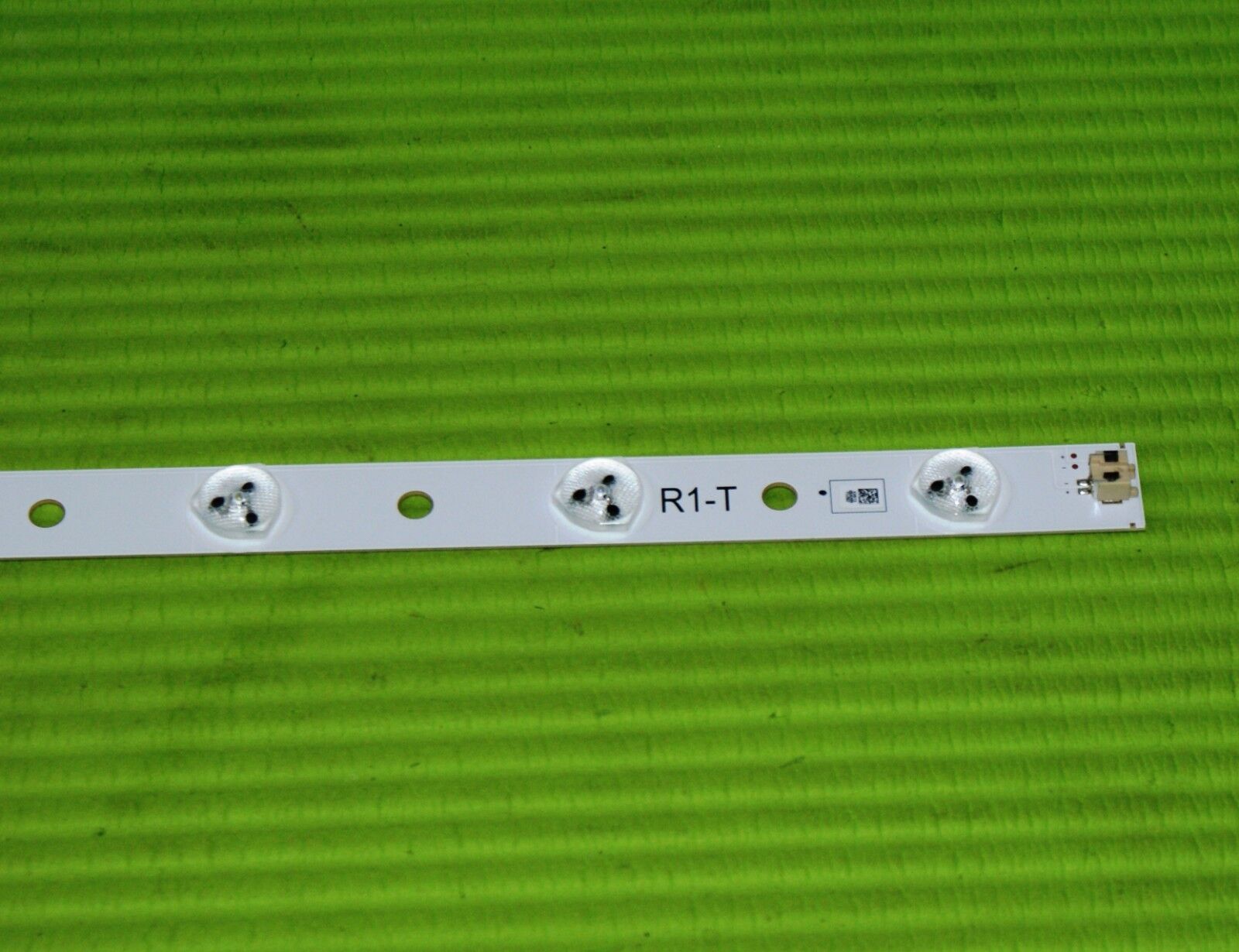 LED BACKLIGHT FOR 39L4353D 39L2333D 39" LED TV SVT390A12_R_REV1.0_130314 R1-T - Image 2