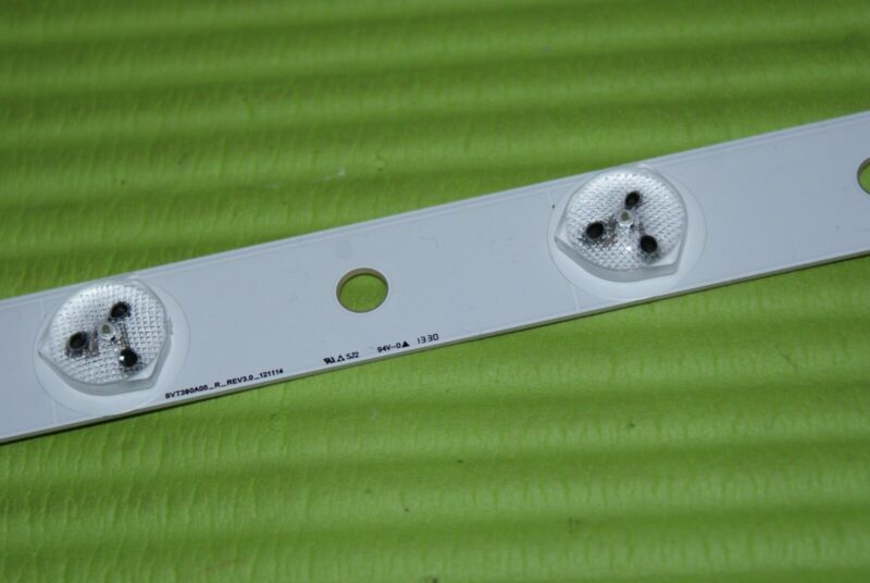 LED BACKLIGHT STRIP FOR  39L4353D 39L2333D 39" TV SVT390A05_R_REV3.0_121114 R1 - Image 2