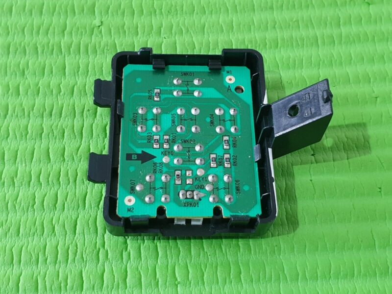 POWER BUTTON IR SENSOR WI-FI FOR HISENSE H49M3000 49" LED TV RSAG7.820.6172/ROH - Image 4
