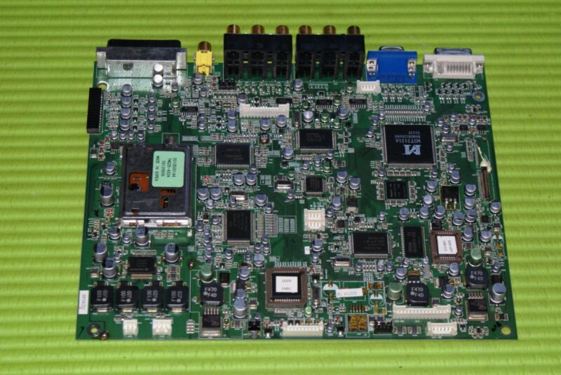 MAIN BOARD FOR HYUNDAI Q321 LT32DW000 32" MONITOR TV Q320-ATV 304100110702 - Image 2