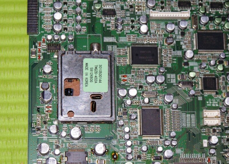 MAIN BOARD FOR HYUNDAI Q321 LT32DW000 32" MONITOR TV Q320-ATV 304100110702 - Image 3