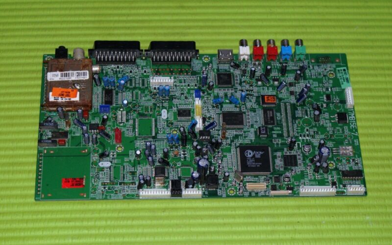 MAIN BOARD FOR BUSH IDLCD32TV22HD 32"  LCD TV 17MB15E-7 20313390 SCREEN:LC320W01 - Image 3