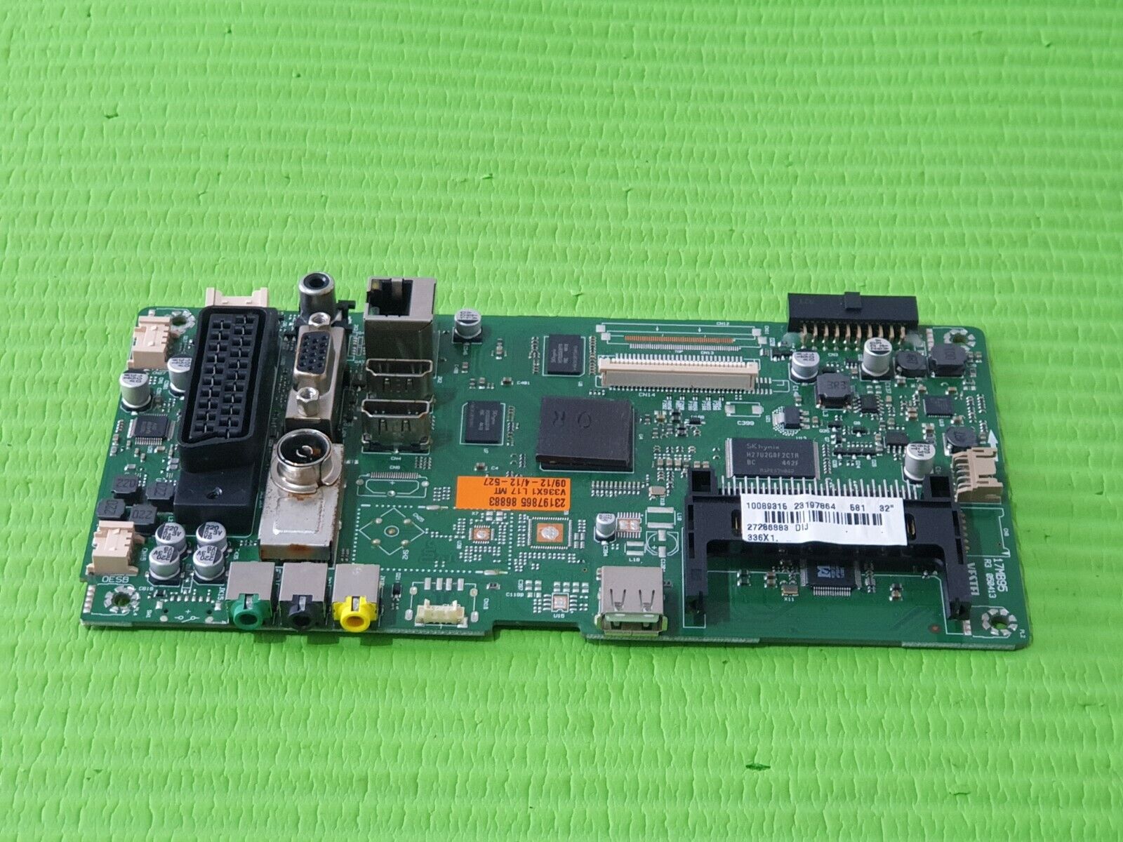 MAIN BOARD MB FOR TOSHIBA 32D3454DB 32" TV 17MB95 23197864 SCREEN:LSC320AP01-L03 - Image 2