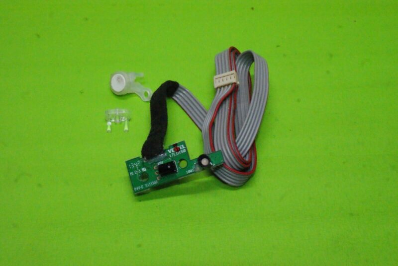 IR REMOTE CONTROL SENSOR 17LD150 100113R2 E153302 FOR TOSHIBA 32D3454DB 32" TV - Image 2