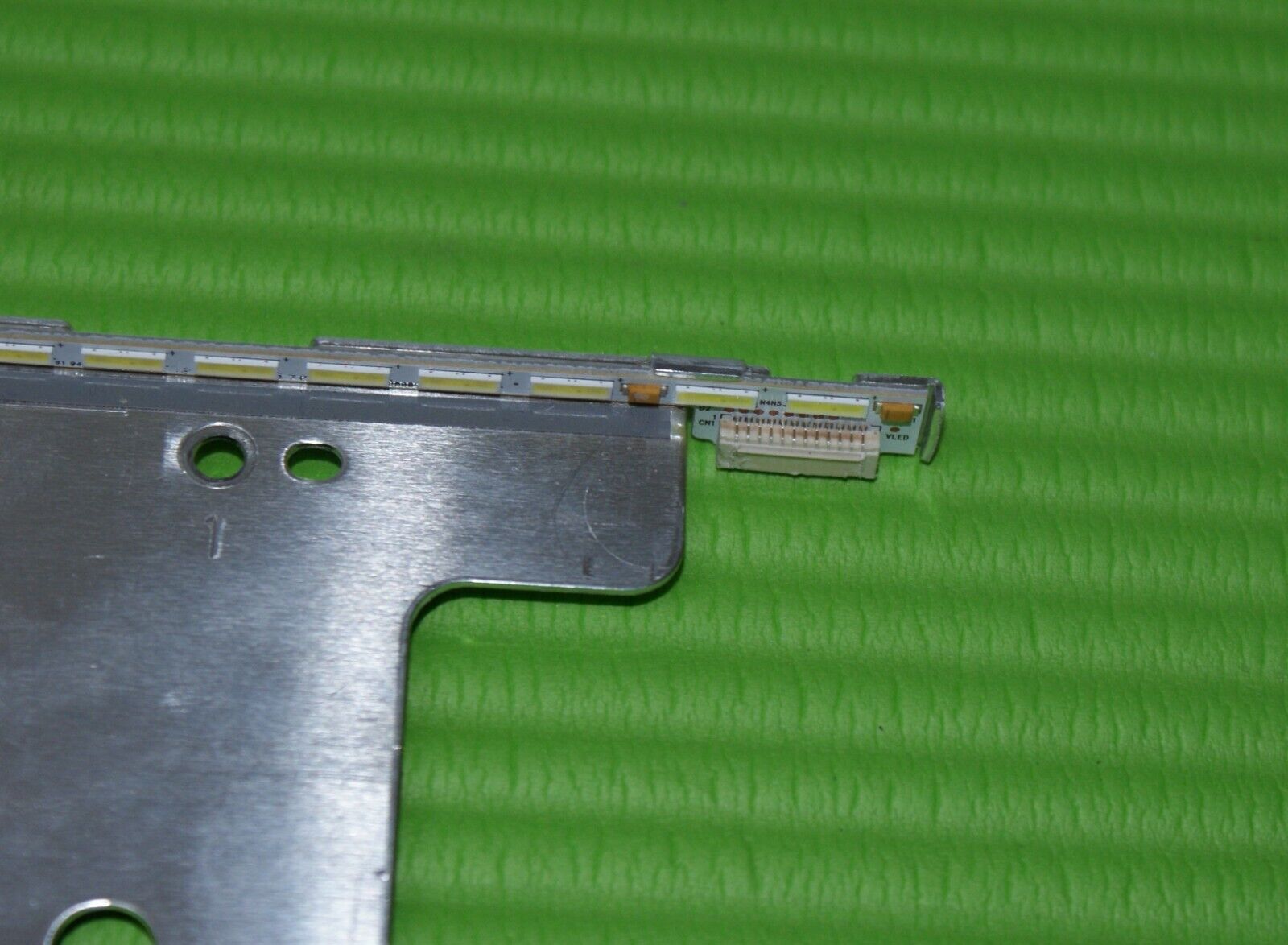 LED BACKLIGHT STRIP FOR TX-40CS520B 40" TV V400HK7-LS6-TREM01 M0008V1N31A5270C - Image 3