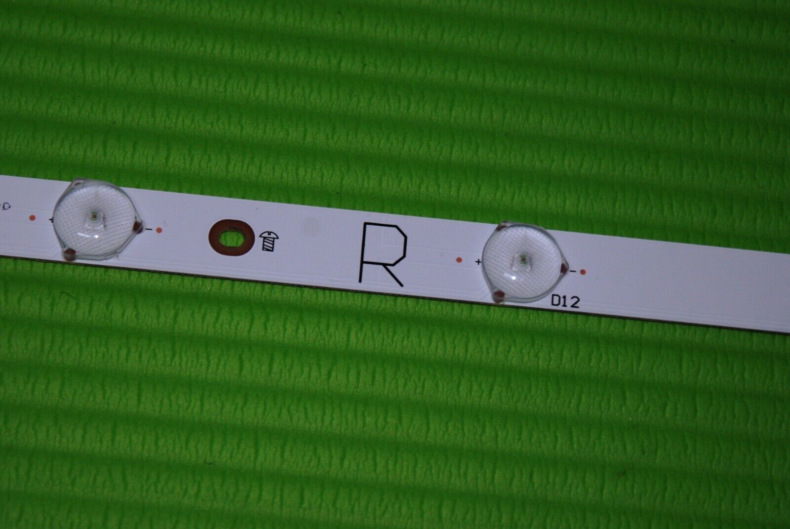 LED BACKLIGHT STRIP 55PUS6401/12 TV GJ-2K16-550-D714-V4-R TPT550J1-QUBNO.K 01N32 - Image 2