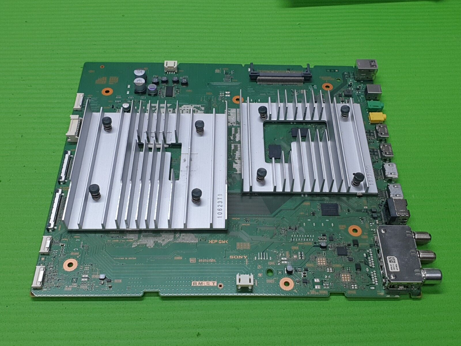 MAIN AV BOARD MB SONY XR-65X90J LED TV 101011551 YA03181AA SCREEN:ST6451D03 - Image 3