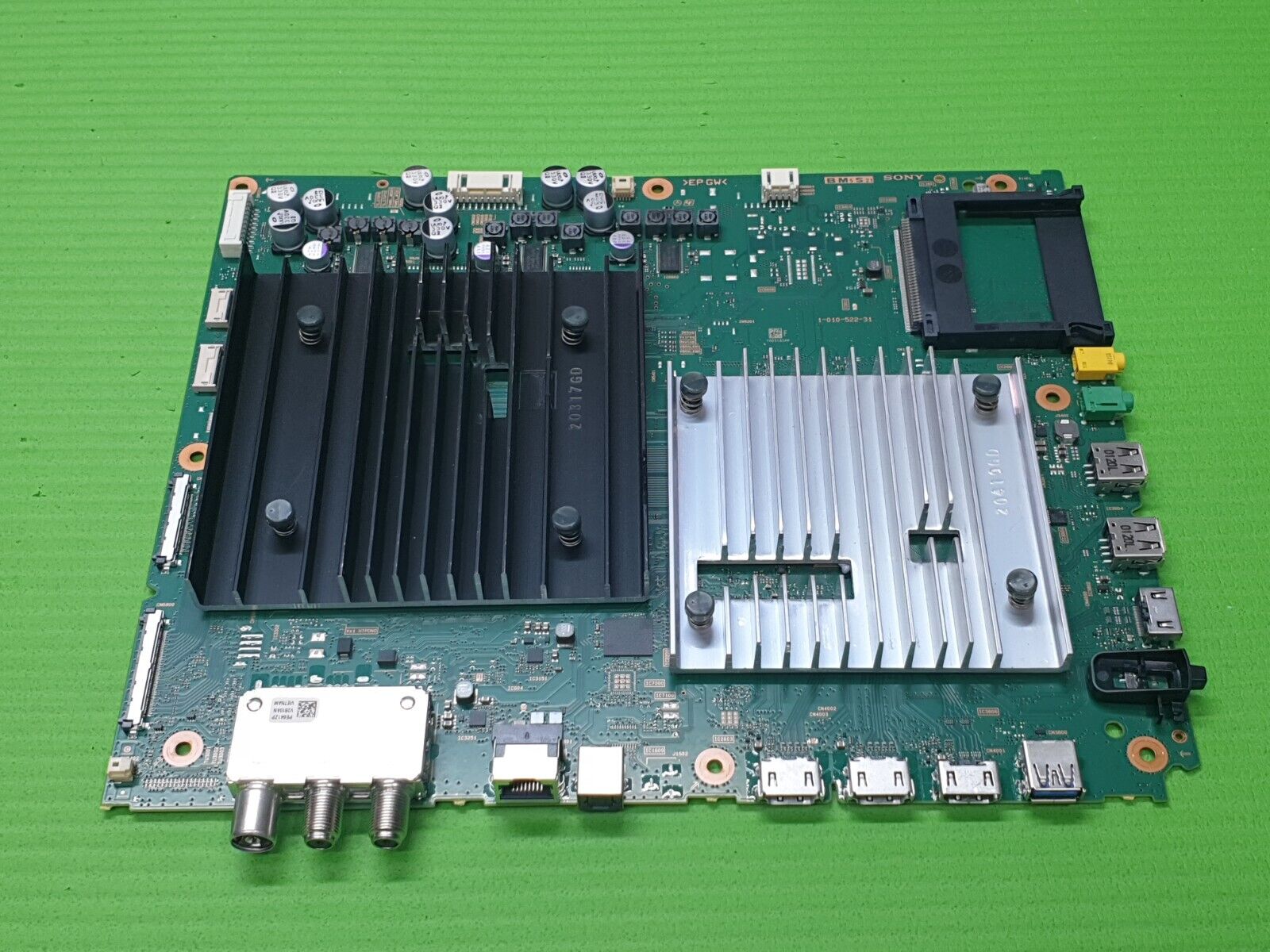 MAIN AV BOARD MB SONY XR-55A90J 55" LED TV 101052231 YA03182AA SCREEN:LE550PQL - Image 3