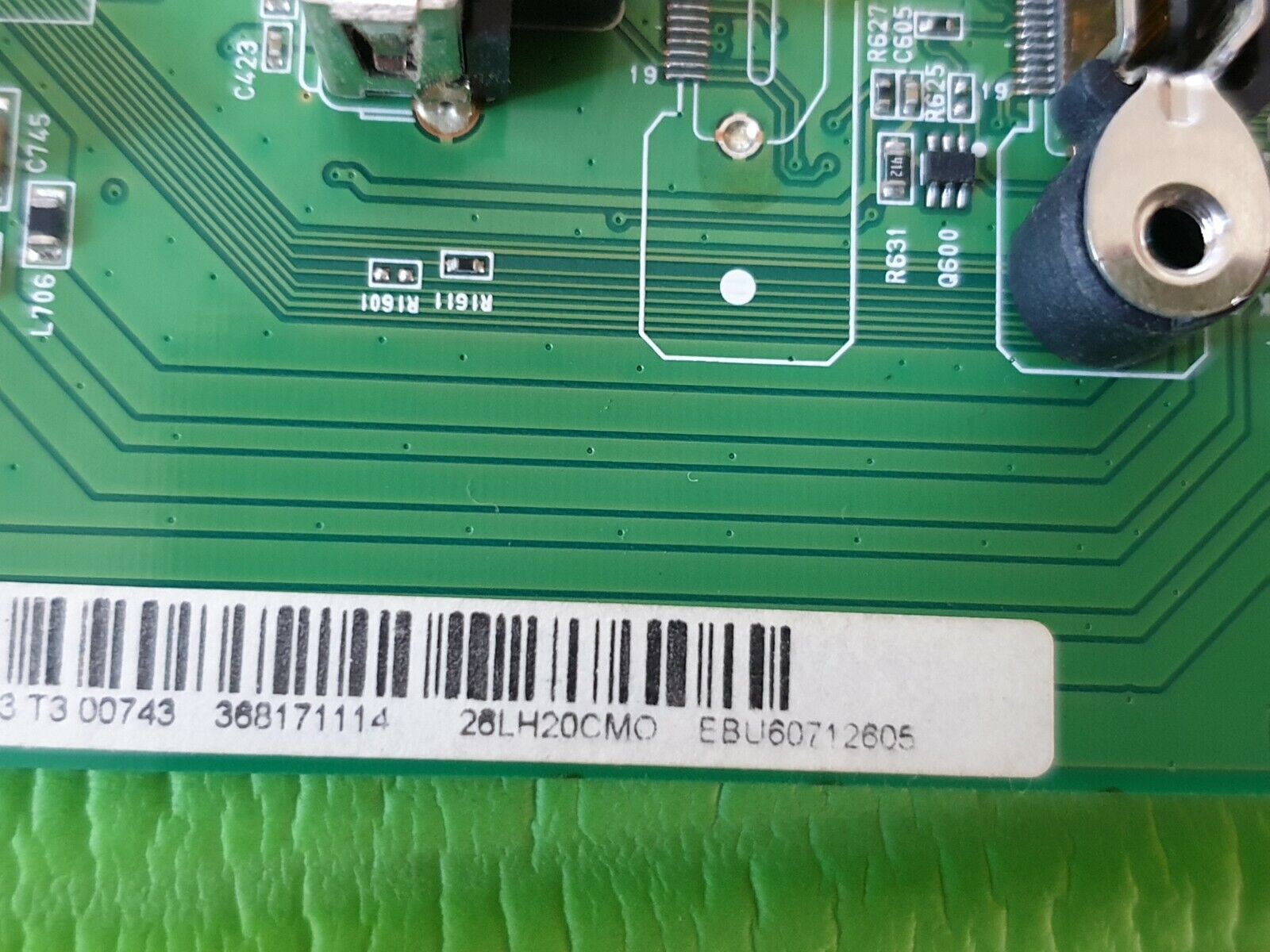 MAIN BOARD 26LH2000 32" TV LD91A/G EAX60686904 (2) EBU60712605 SCREEN:V260B1-L11 - Image 6