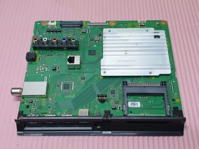 MAIN BOARD MB PANASONIC TX-49FX650B TV TXN/A1SNVB TNPH1196 1 A SCREEN:LC490EQY - Image 2