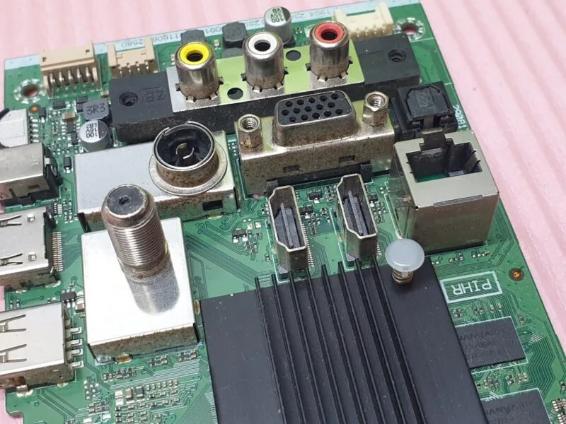 MAIN AV BOARD MB TOSHIBA 49U6863DB 49" TV 17MB130S 23495653 SCREEN:LSC490FN02 - Image 4