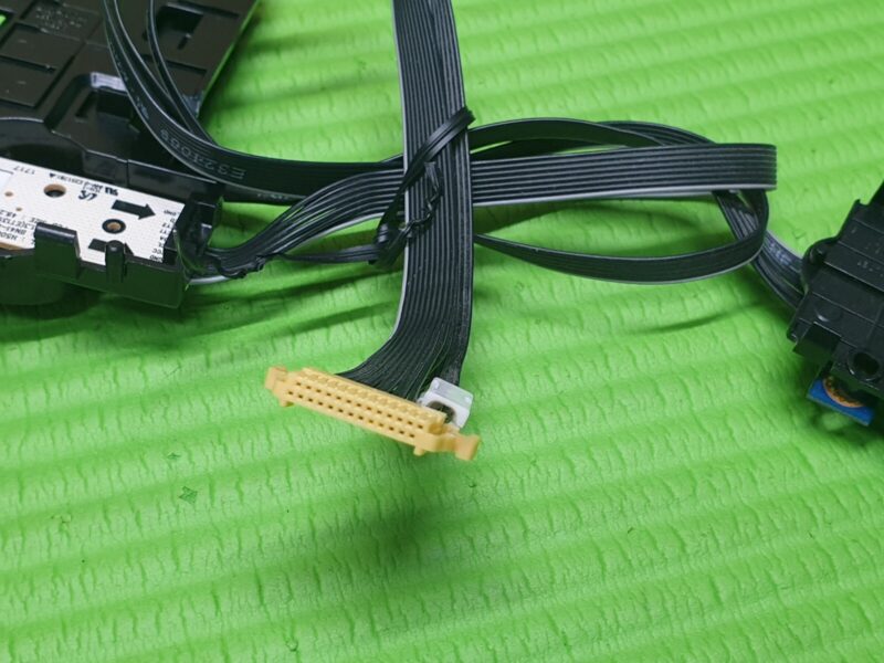 POWER SWITCH CONTROL BUTTON IR SENSOR WIFI BLUETOOTH SAMSUNG UE60J6240AK LED TV - Image 3