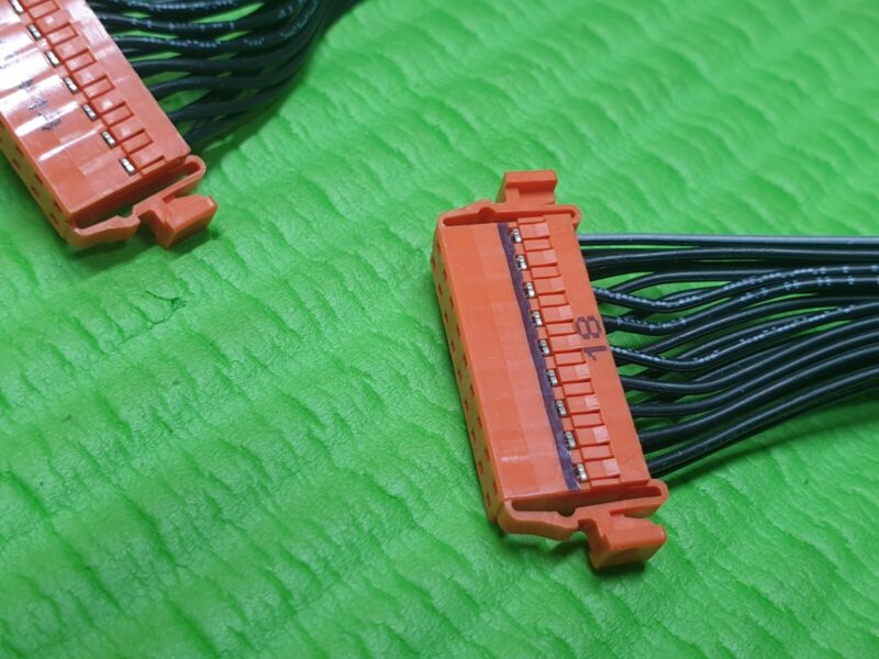 LEAD WIRE CABLE FROM POWER SUPPLY TO MAIN AV BOARD SAMSUNG QE49Q70RAT TV 18/18 - Image 2