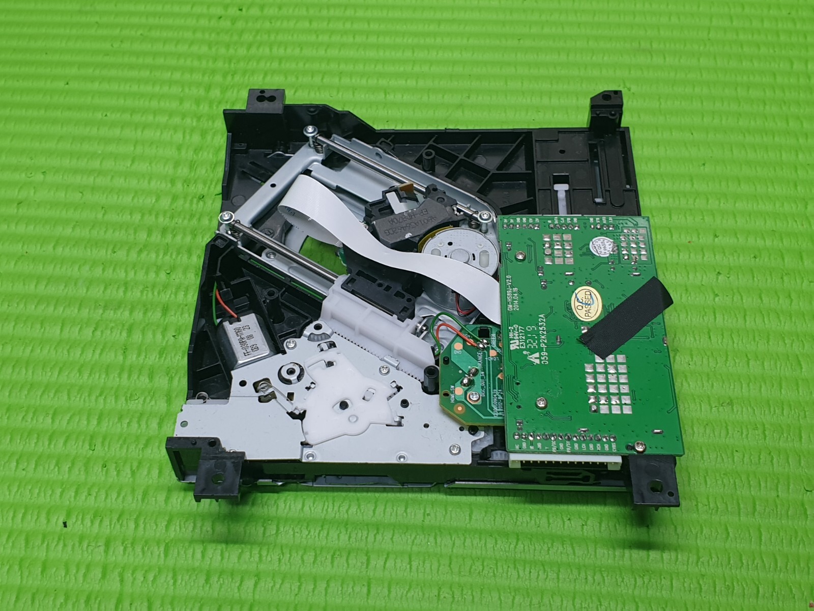 INTERNAL DVD PLAYER DRIVE FOR CELLO CE3227FT2V7 32" TV GM-HS89J-V2.0 - Image 2