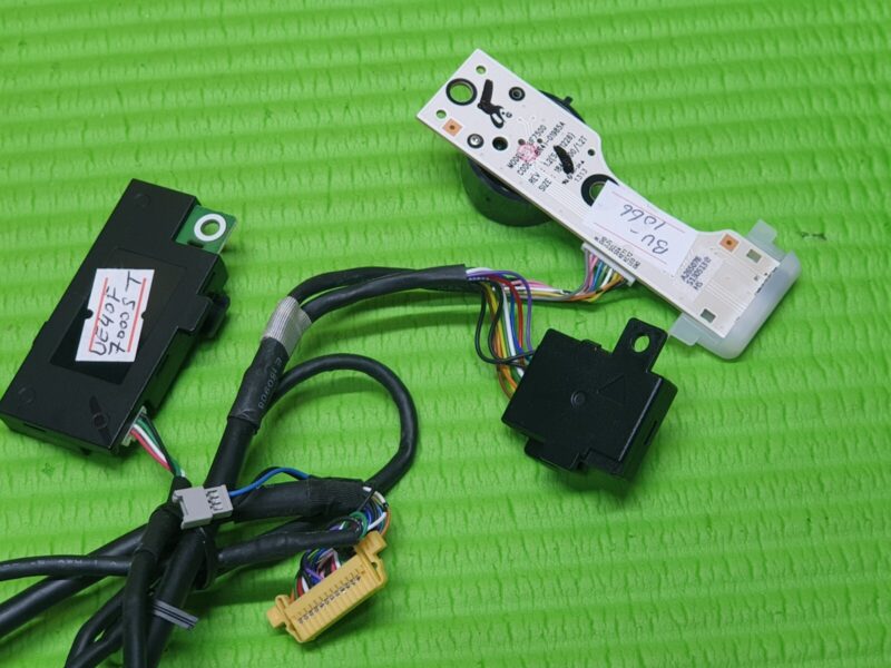 IR SENSOR & BUTTON UNIT FOR SAMSUNG UE40F7000ST LED TV BN96-26507B BN41-01985A - Image 4