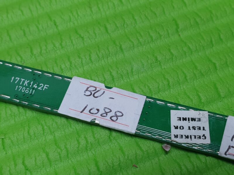 POWER CONTROL BUTTON IR SENSOR FOR POLAROID P32LED12 32" LED TV 17TK142F 170611 - Image 4