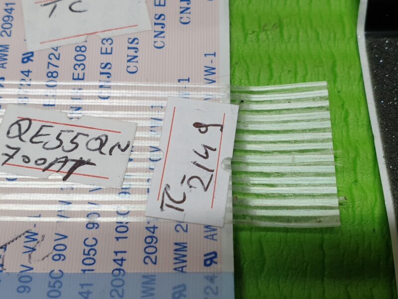 FLAT RIBBON CABLE FROM TCON TO SCREEN BUFFER SAMSUNG QE55Q700AT TV BN96-53378C - Image 3