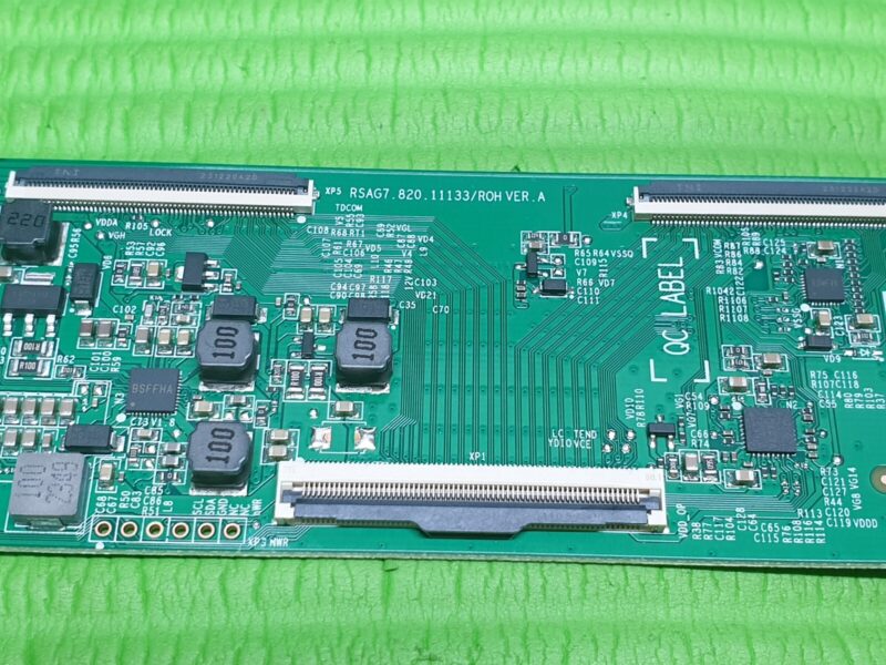 TCON LVDS BOARD HISENSE 55A6KTUK 55E7HQTUK TV RSAG7.820.11133/ROH VER.A 305807 - Image 3