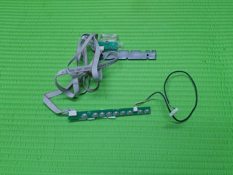 IR REMOTE CONTROL SENSOR UNIT + POWER BUTTON FOR  BUSH 40/233FDVD  40" LED TV - Image 2