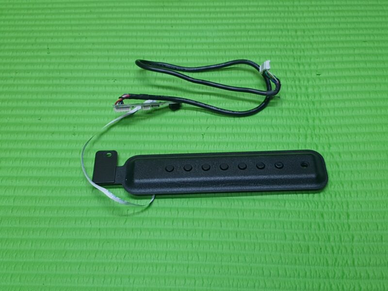 IR REMOTE CONTROL SENSOR UNIT + POWER BUTTON FOR LOGIK L29HE12 29" LED TV KB6160