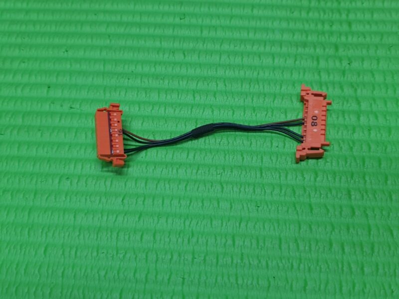 CABLE FROM POWER SUPPLY TO BACKLIGHT SAMSUNG UE43KU600K TV 16/08