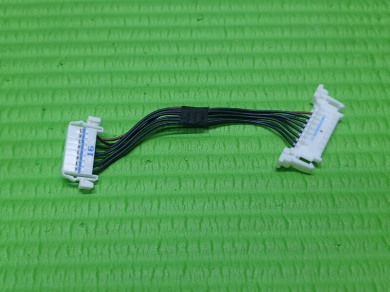 CABLE FROM POWER SUPPLY TO BACKLIGHT SAMSUNG UE32H5000AK 32" LED  TV 16/08