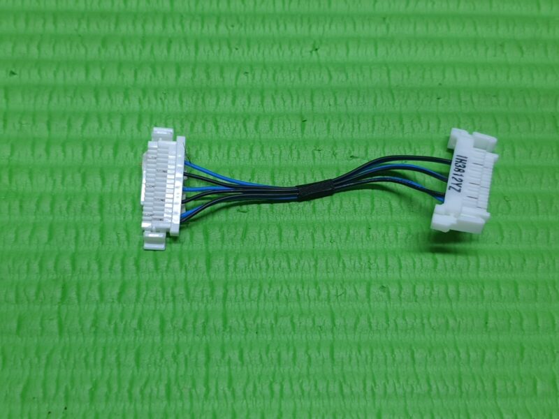 CABLE FROM POWER SUPPLY TO BACKLIGHT SAMSUNG UE32F5000AK 32" LED  TV 06/06